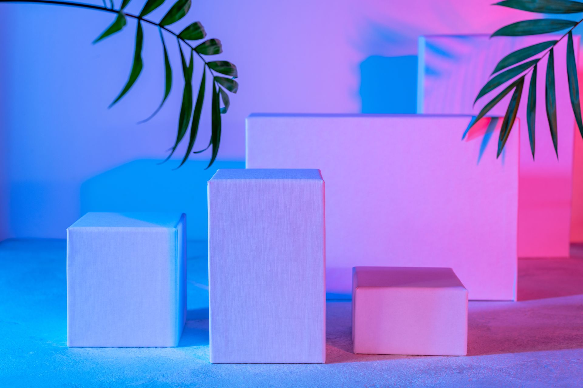 Geometric brand set